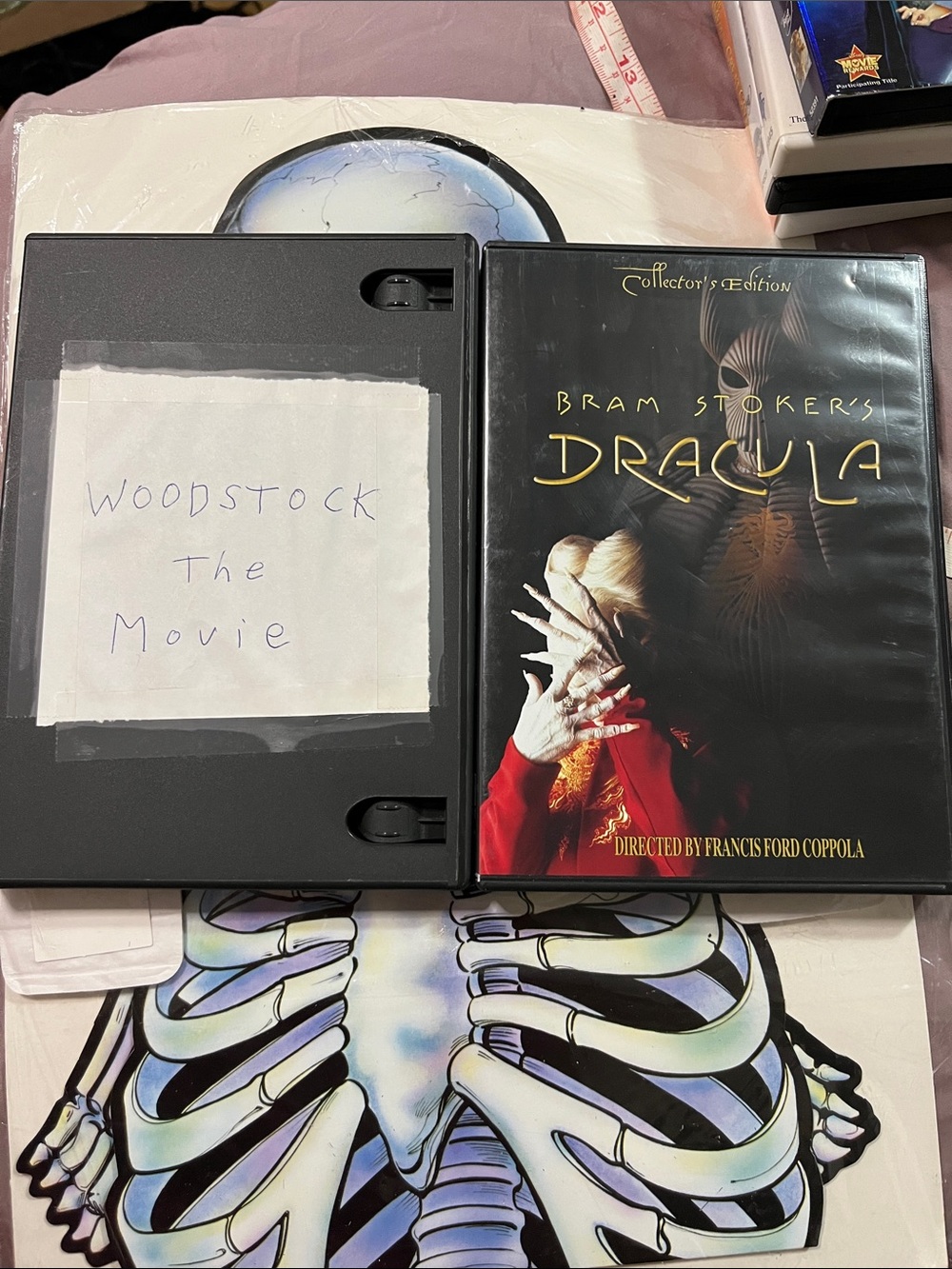 Bram Stoker's Dracula Collector's Edition DVD - Black & Red